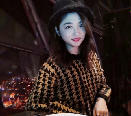 罕见漂亮的反差婊